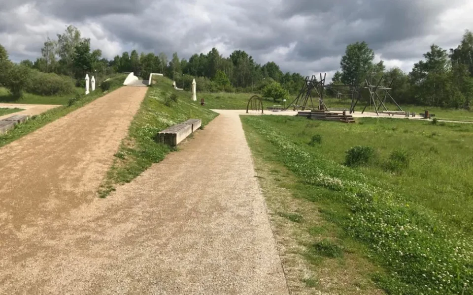 Park 4Dvory mezi sídlišti Máj a Vltava v Českých Budějovicích.