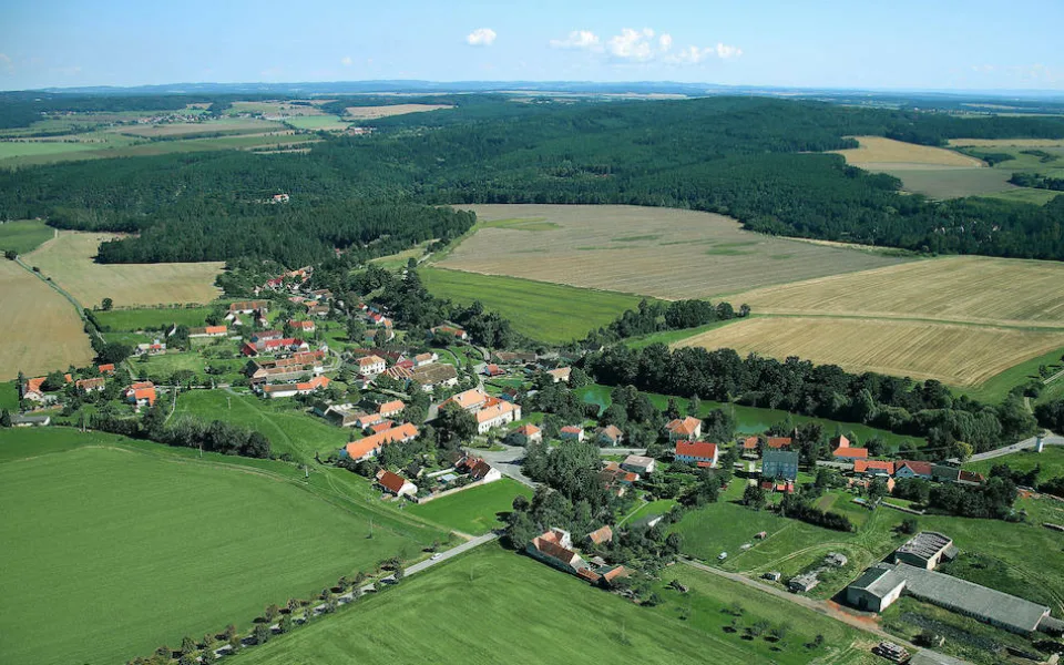 Vesnicí roku pro Jihočeský kraj se staly Albrechtice nad Vltavou. O titul soutěžilo 15 obcí