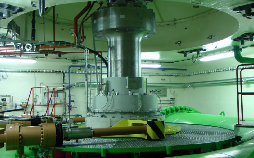 Unikátní vodní elektrárna Lipno I se o prázdnin ach otevira verejnosti