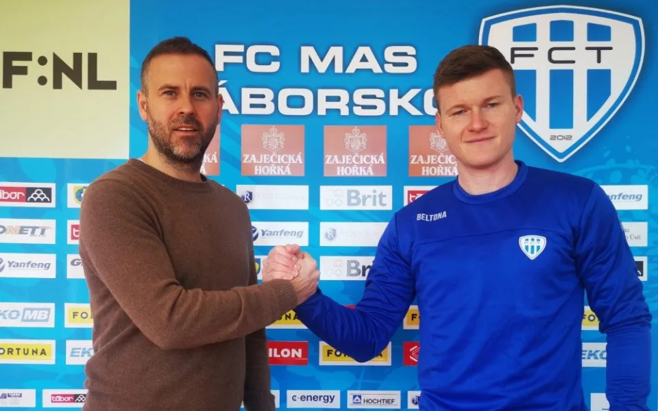 Táborsko získalo posilu se zkušenostmi z polské ligy. Loučí se Holiš