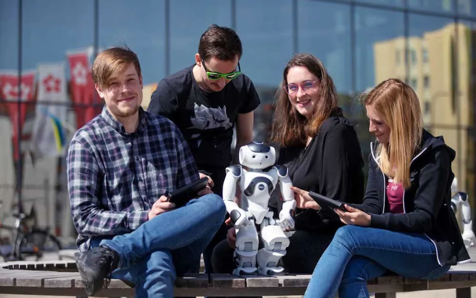 Umělá inteligence a analýza dat je nový studijní program na Jihočeské univerzitě