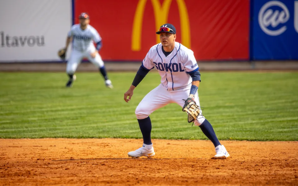 Sokol Hluboká má jistotu Extraligy i pro příští sezonu, po sérii v Jablonci dál vede tabulku Nadstavby