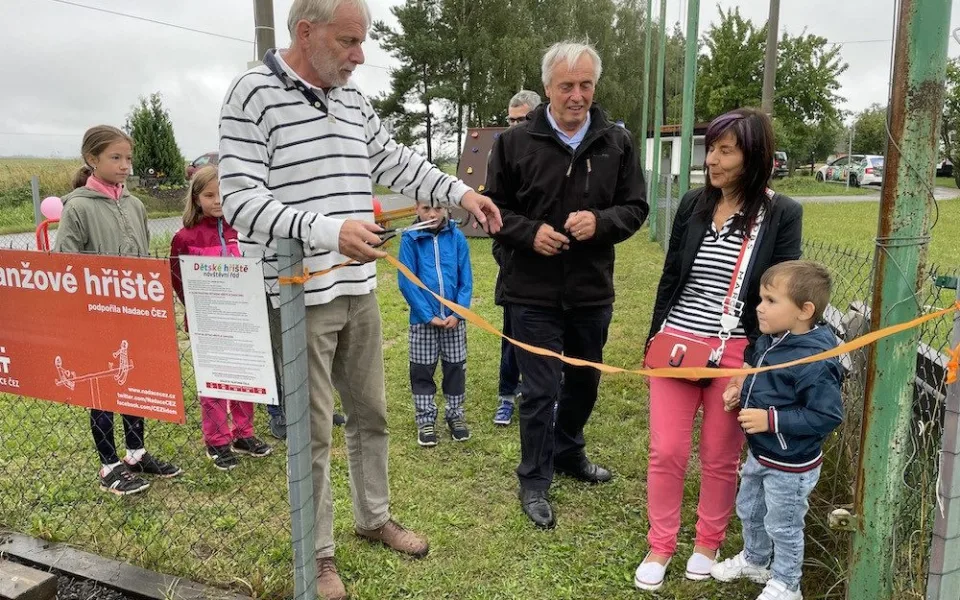 Nové dětské hřiště vyrostlo v Hroznějovicích