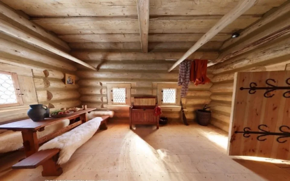 Virtuální prohlídka zemanského dvorce Archeoskanzenu Trocnov.