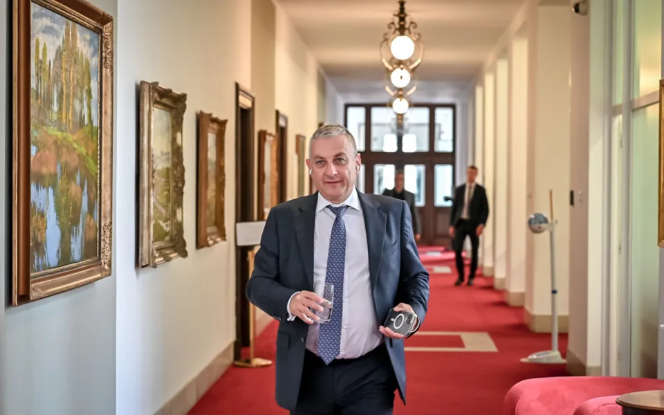 Vláda určila maximální ceny pro elektřinu a plynu