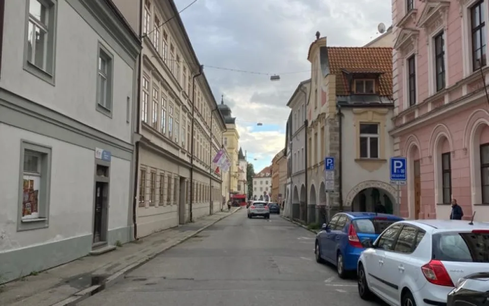 Kněžská ulice v centru Českých Budějovic.