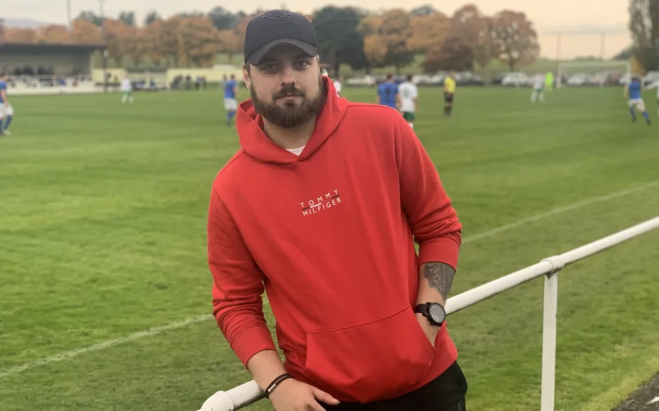 Mladý fotbalista bojuje s rakovinou. Změní se vám priority, vypráví Jan Komárek.