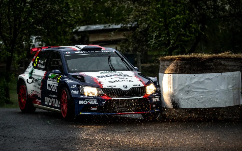 Světový šampionát v rally by mohl zamířit do Česka. Start má být v Praze, soutěžilo by se i na Šumavě