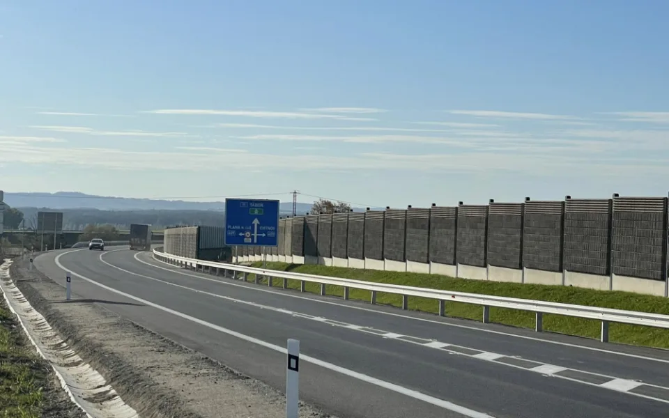 ŘSD otevřelo obchvat jihočeského Chýnova, město na něj čekalo desítky let