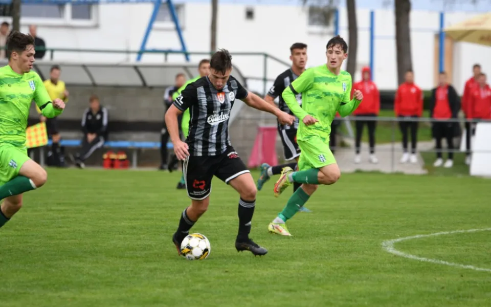 Rezerva Dynama remizovala 1:1.