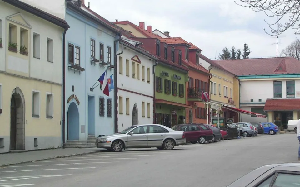 Frymburk vybírá na poplatcích za pobyt o 50 procent více než v minulých letech