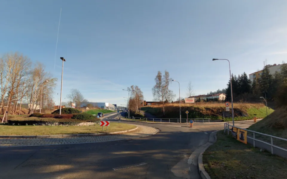 Stát opravuje kruhový objezd v Písku omezení potrvá dva dny