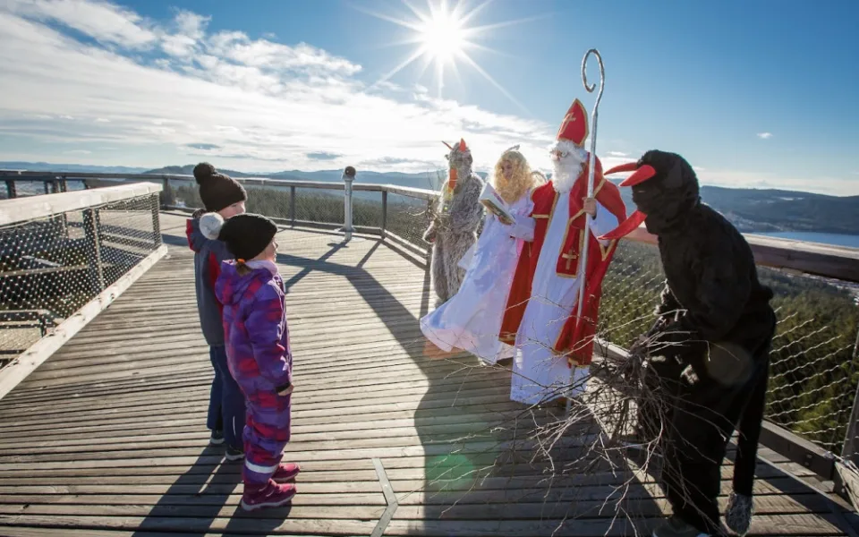 Advent na Lipně s andělskou poštou, Medvíďaty i zdobením stromečku