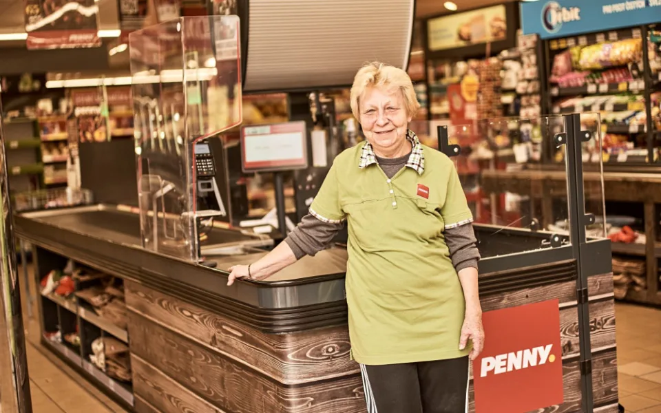 Čučení na seriály by mne zabilo, miluji být mezi lidmi, říká Věra Liscová z PENNY