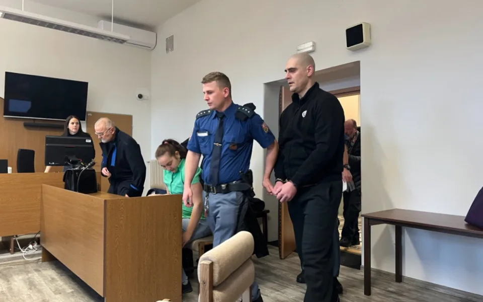 V Českých Budějovicích začal soud v případu vraždy, která se stala před 10 lety.