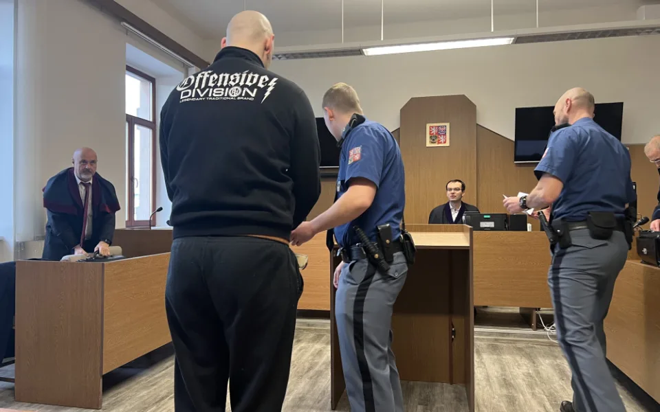 Byla hodně bita, řekli dnes svědci u soudu, který řeší deset let starou vraždu