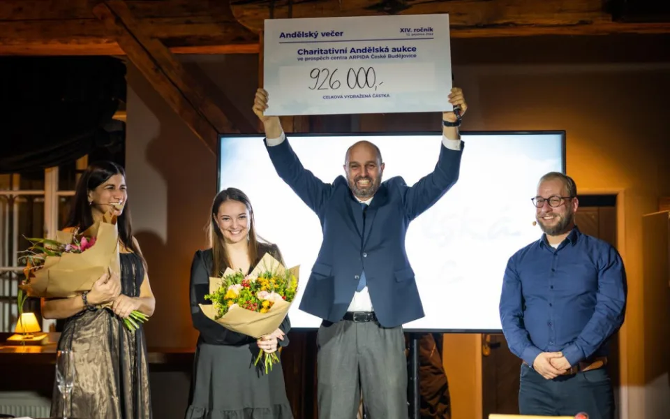 Charitativní Andělská aukce vynesla téměř milion korun