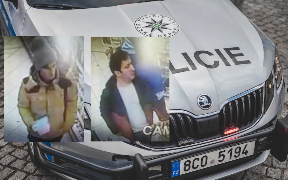 Zloději ukradli z drogerie dvanáct zubních kartáčků. Pátrá po nich policie