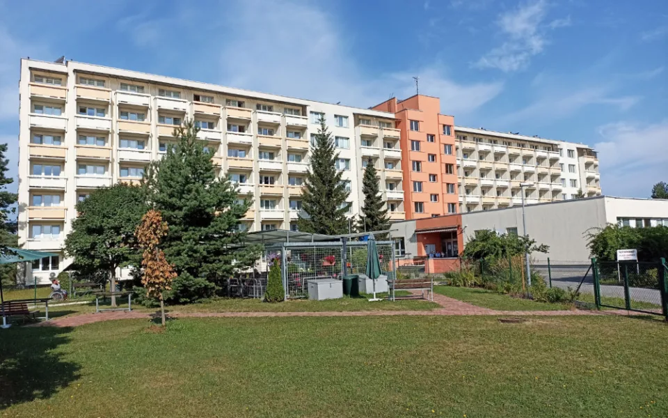Ředitelku domova pro seniory vyšetřuje policie. Šlo o manažerské pochybení, okomentovalo město