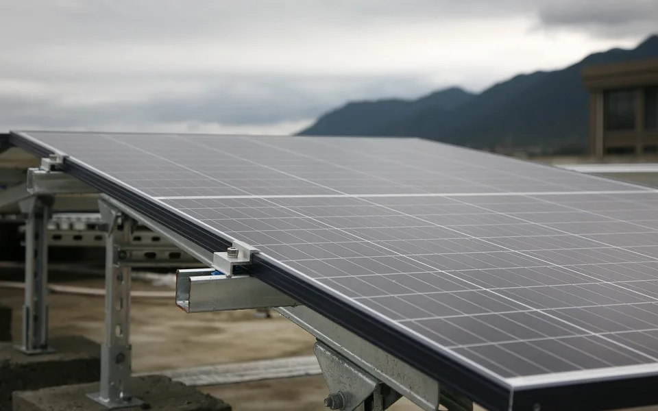 Prachatice chtějí na střeše teplárny postavit fotovoltaickou elektrárnu