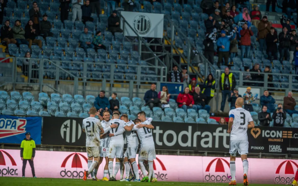 V osmnáctém kole FORTUNA LIGY se v domácím zápase utká Dynamo s týmem FC Slovan Liberec