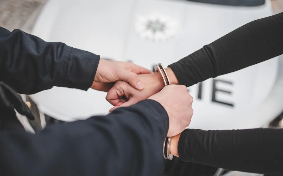 Mladá žena si napůjčovala téměř půl milionu. Neměla ale na splácení, teď jí hrozí vězení