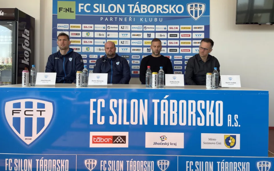 Táborsko se chce stát štiou jihočeského fotbalu. Před jarní částí obměnilo kádr.
