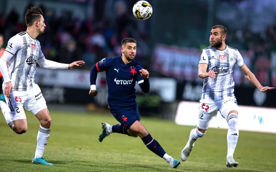Fotbalová senzace. Dynamo obralo o všechny body Slavii, doma rozhodl Adediran