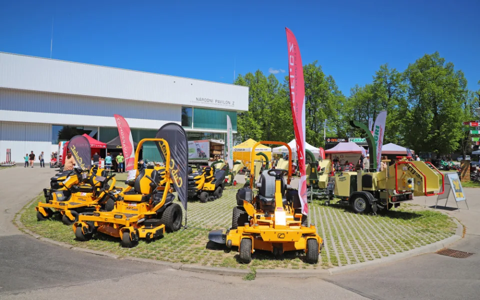 URBATECH láká na elektromobily, malotraktory i spisovatele Cílka.