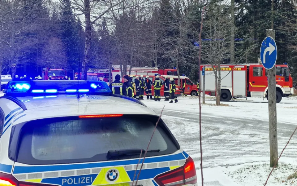 Kvůli havárii malého letadla je uzavřen venkovní zvířecí areál v Centru národního parku Lusen.