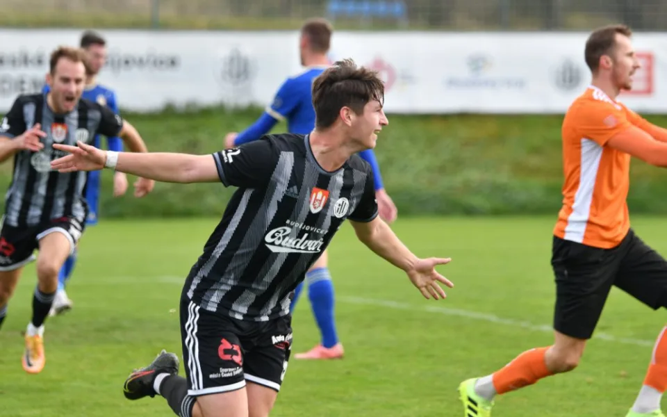 B tým Dynama doma vyhrál 2:1.