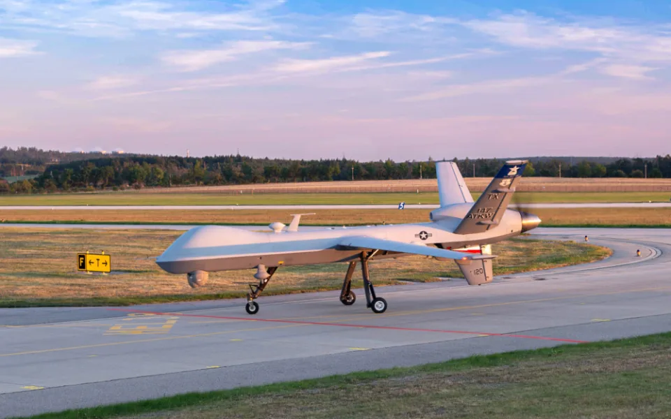 Vzdušného protivníka bude vojákům simulovat americký bezpilotní letoun MQ-9 Reaper.