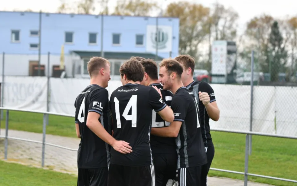 Rezerva Dynama zakončial sezonu výhrou. Vystřílel si písecký Kalousek nové angažmá?