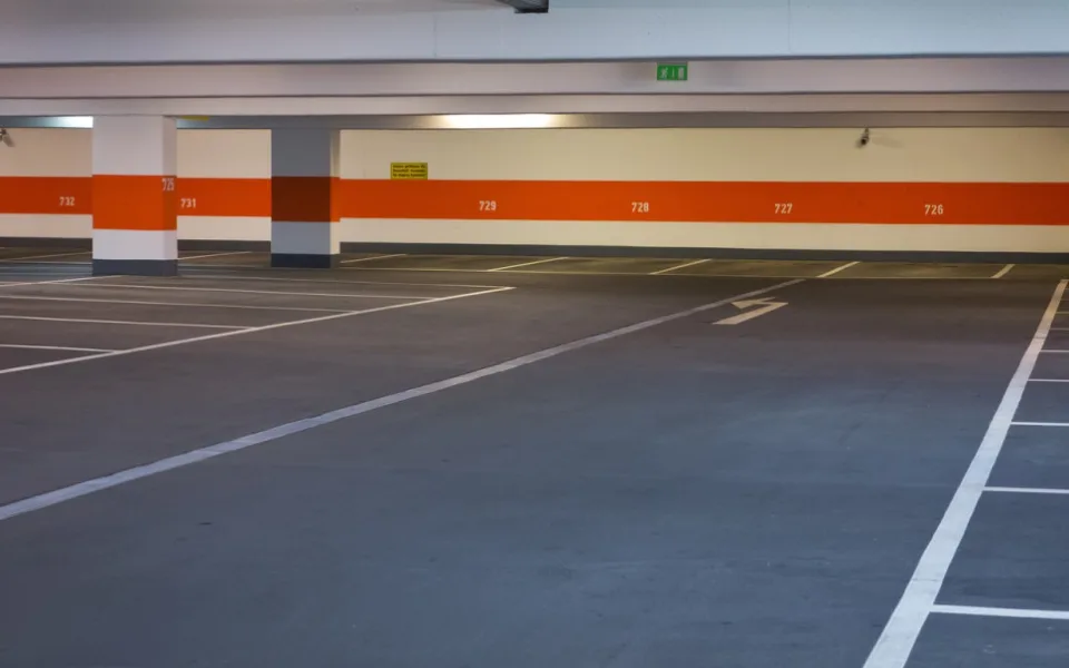 Strakonice plánují parkovací dům se 150 místy za zhruba 60 milionů korun