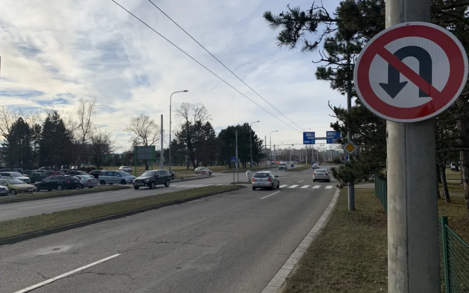 Strakonickou čeká rekonstrukce.