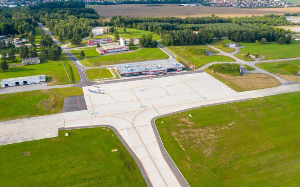 Terminál letiště v Plané u Českých Budějovic.