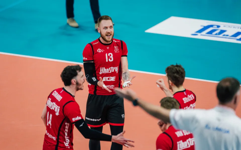 Jihostroj čeká v extralize nahuštěný program. Začne až v polovině října