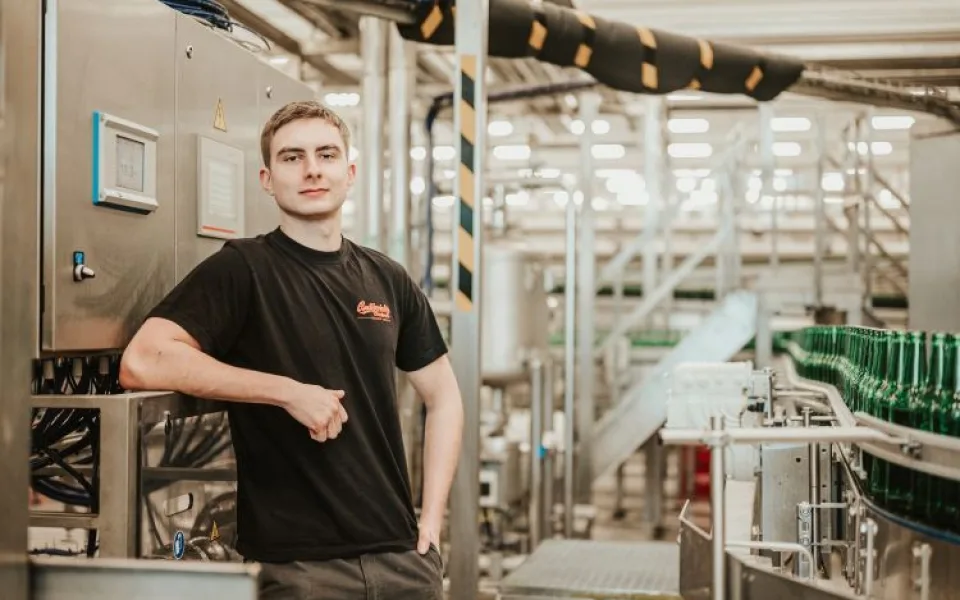 Práce v Budvaru je pestrá, baví mě se neustále zlepšovat, říká elektromechanik Jan Starý