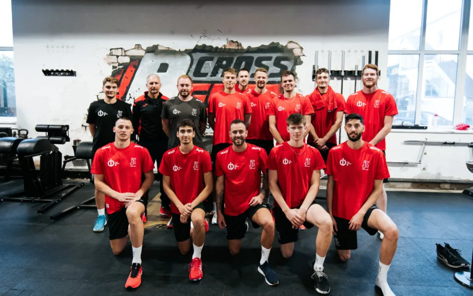 Jihostroj odstartoval přípravu v téměř kompletním složení
