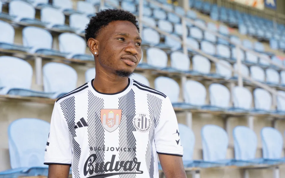Nigerijský křídelník Alli posílil Dynamo. Inteligentní hráč, pochvaluje si Podroužek