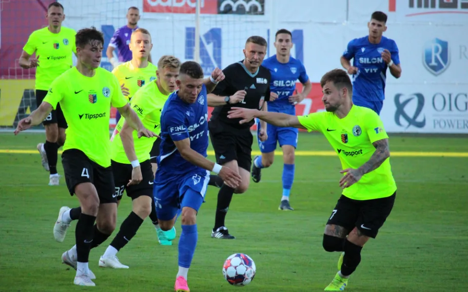Tisícovka diváků sledovala remízu Táborska. Rezerva Dynama inkasovala pětkrát