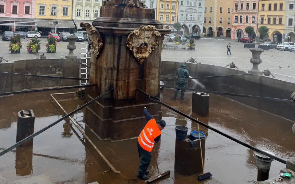 Kašnu na náměstí zazimují. Ještě předtím ji čekají restaurátorské práce