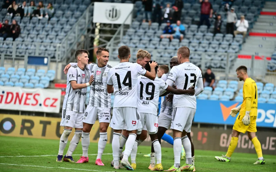 Soutěž o vstupenky. Dynamo ve třináctém kole FORTUNA:LIGY vyzve FK Pardubice