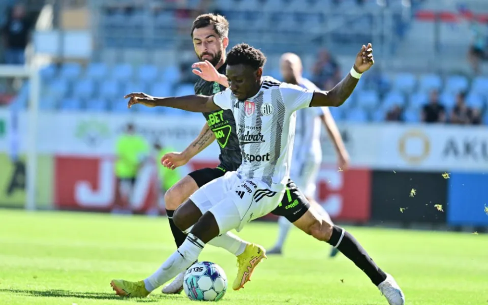 Křídelník Alli motá hlavu hráčům i klubům. Začíná naťukávání ze zahraničí