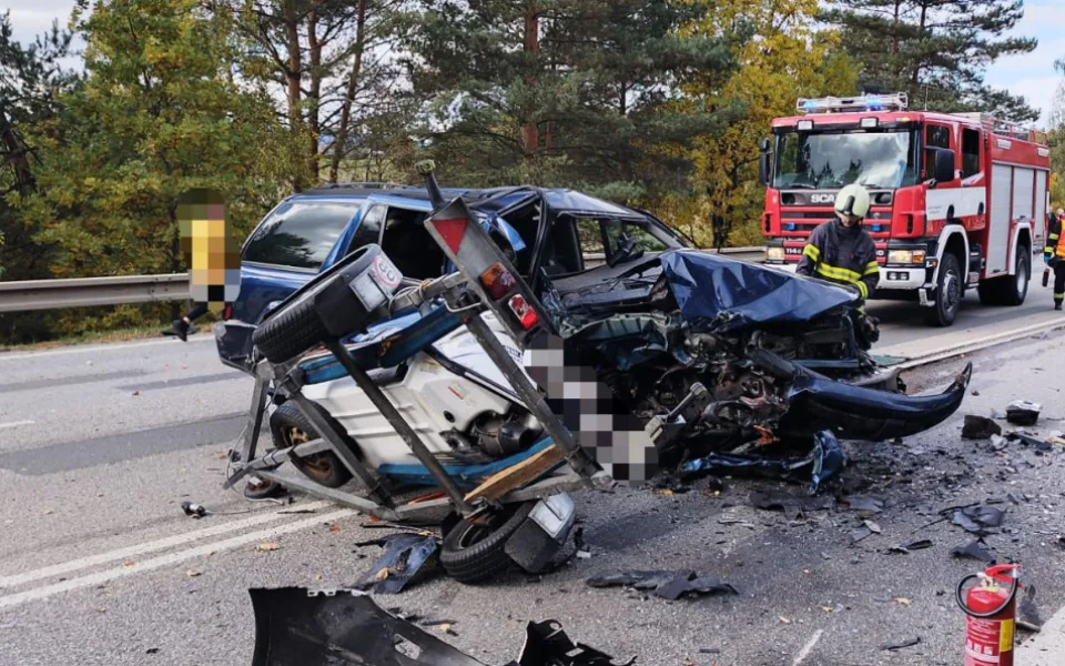 Hromadná nehoda u Boršova nad Vltavou v sobotu odpoledne zcela uzavřela hlavní tah na Krumlov