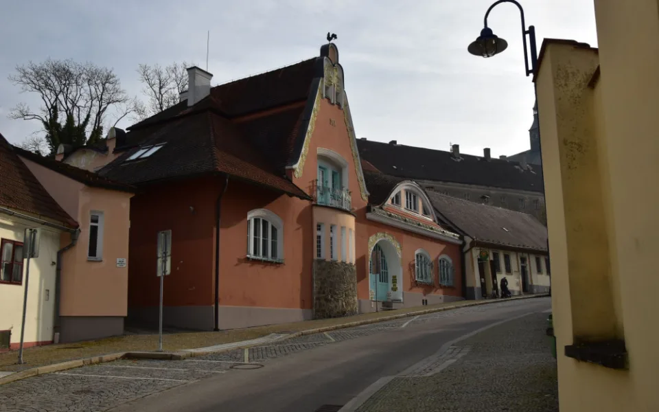 Novou kulturní památkou na jihu Čech je Ledererova vila v Jindřichově Hradci