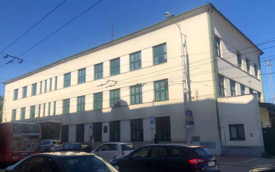 Město koupilo v aukci budovu pošty u nádraží. Zaplatí za ni 38 milionů bez DPH