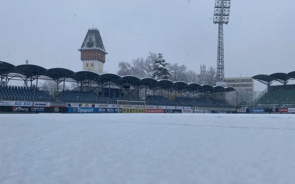 Sněhová kalamita odkládá zápas Dynama s Hradcem Králové