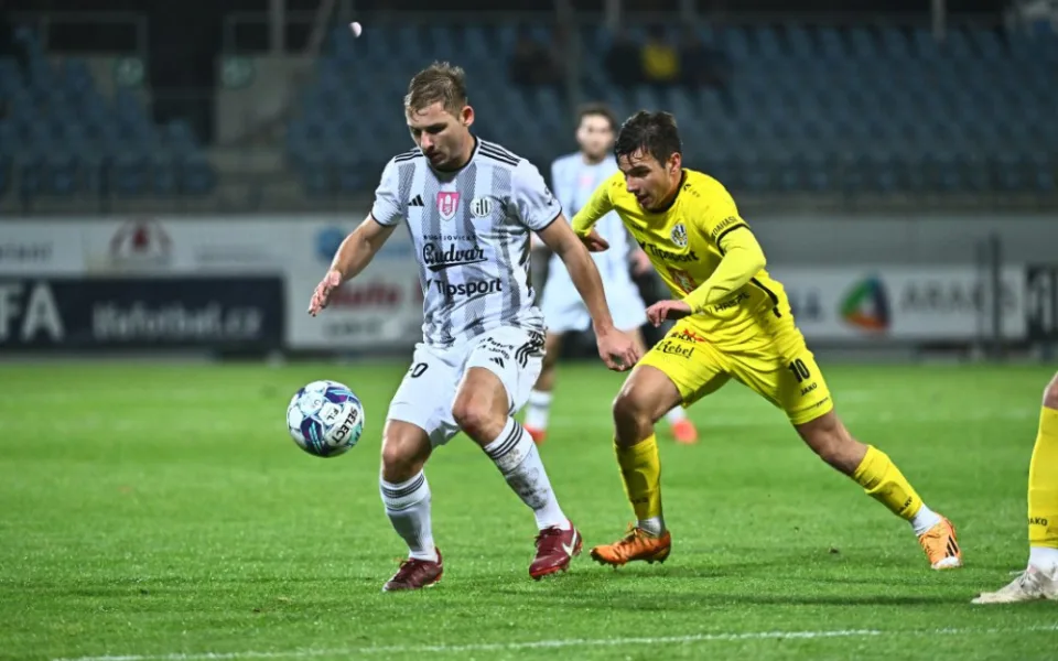Dynamo v posledním domácím utkání roku podlehlo Votrokům