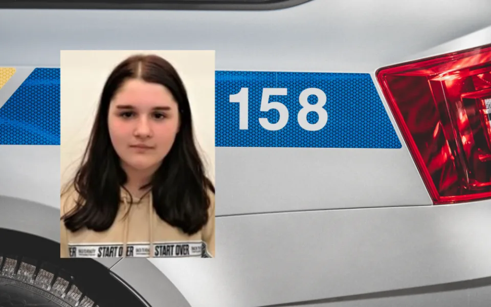 Čtrnáctiletý dívka odešla z domova, hledá ji policie